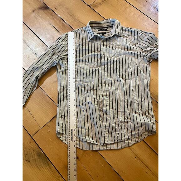 Banana Republic Men's button down shirt. camden fit. grey/navy. Medium - Picture 6 of 7